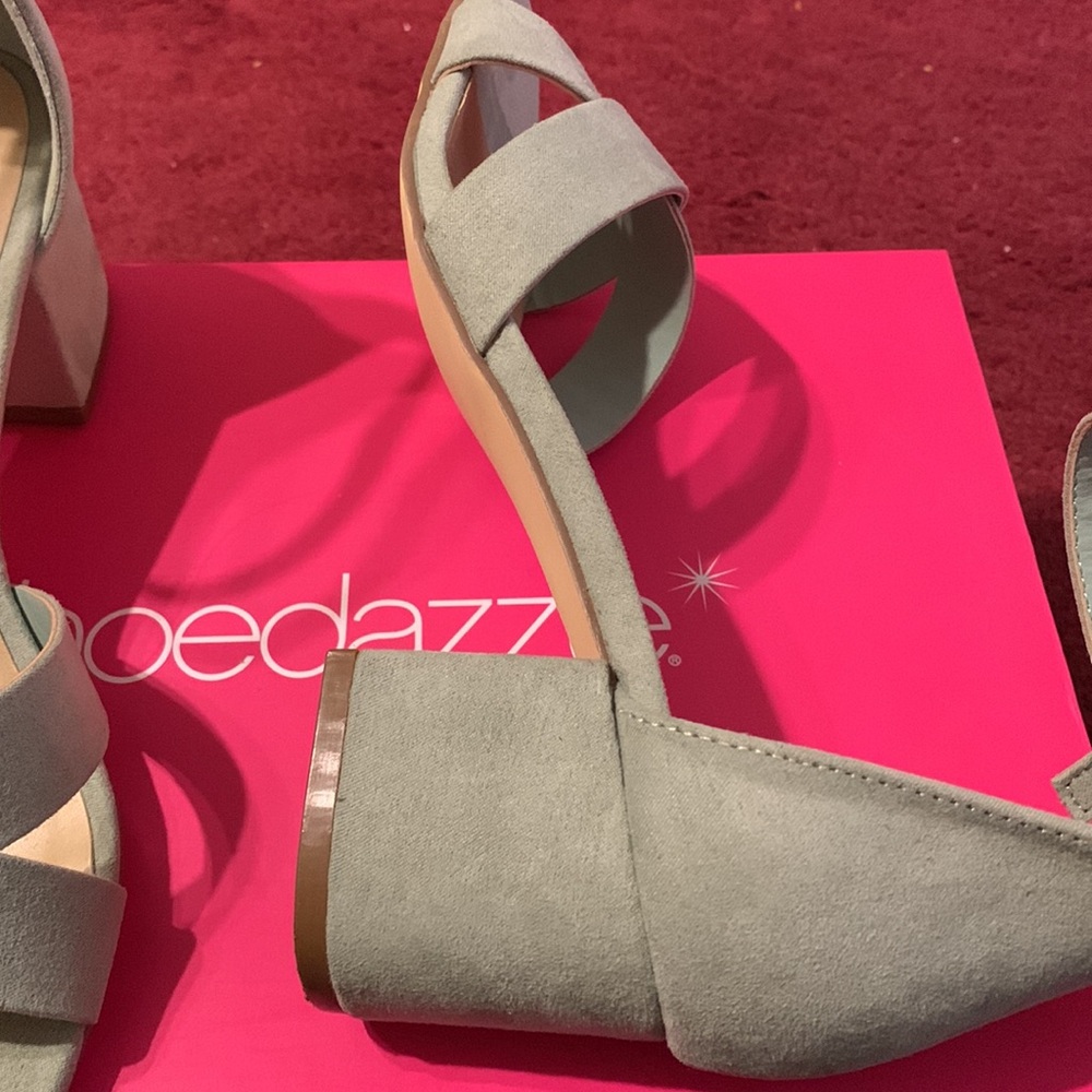 Pretty Shoedazzle Dress Sandals Teddy - Picture 13 of 16